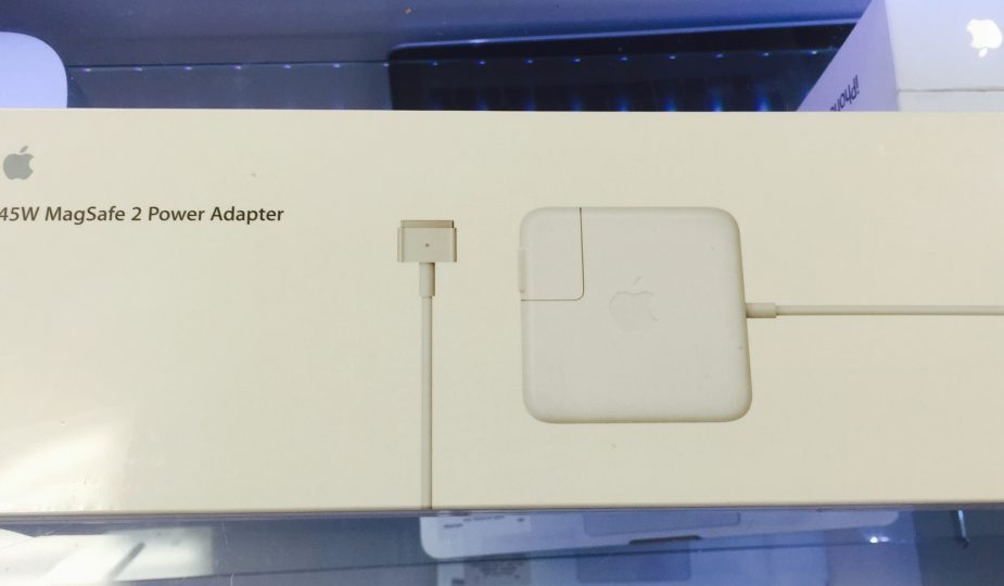 45W MacBook charger