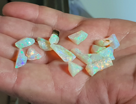 types of opals