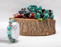 aquamarine bead bracelet
